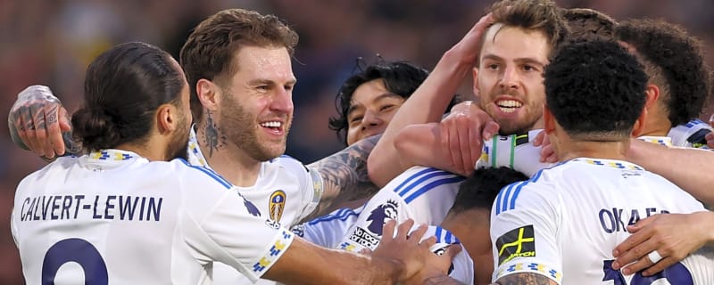 Leeds boss Daniel Farke has fended off ‘big name’ threat but gets ‘three games’ warning from former Elland Road star