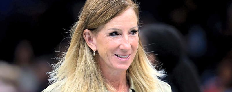 Cathy Engelbert disrespects Azzi Fudd with Olivia Miles ROTY comment
