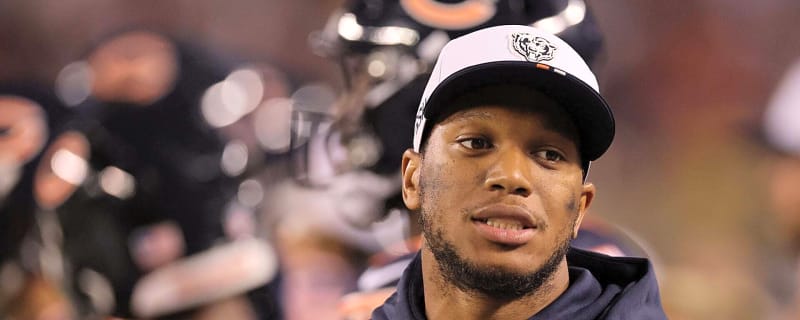 DJ Moore’s kind gesture after one fan paid his restaurant bill goes viral among Buffalo Bills fans