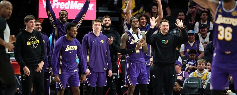 Eddie Johnson Praises Lakers’ Success Despite Key Stars Missing Time