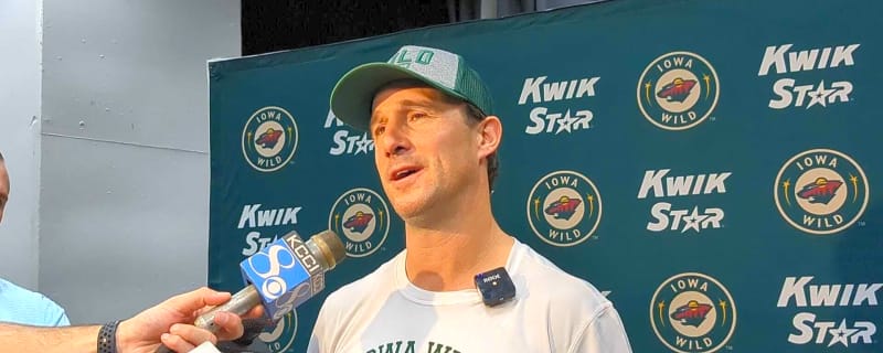 Canucks hire Brett McLean, Scott Young as assistant coaches