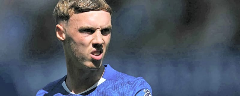 The next Gianfranco Zola or Eden Hazard? Cole Palmer told what he is missing at Chelsea in bid to emulate Stamford Bridge legends