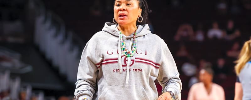 Dawn Staley Explains Her Approach to the NCAA’s Transfer Portal Problem