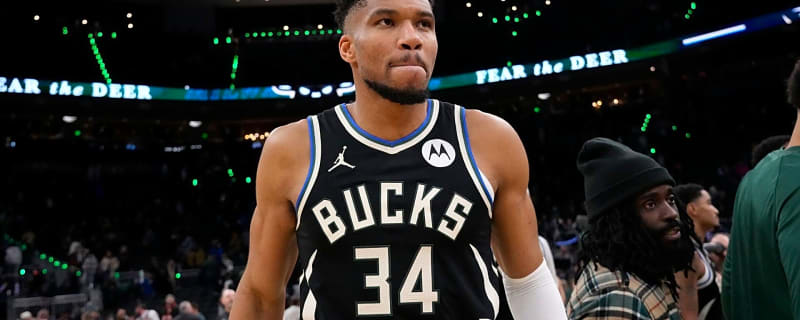 Giannis Antetokounmpo’s Contract Extension Timeline Will Force Trade Urgency, Says Bobby Marks