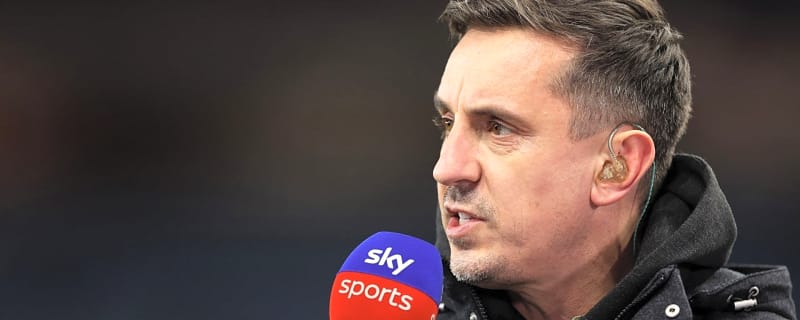 'He undermines Chelsea' - Gary Neville urges Xabi Alonso to replace Robert Sanchez after goalkeeper’s costly Fulham errors