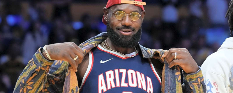 Charles Barkley Doesn’t Believe LeBron James Is Suffering From Sciatica