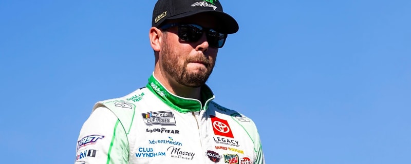 Erik Jones Prefers This Simple Fan Moment Over Signing Autographs: 'Means More Than Any Autograph'