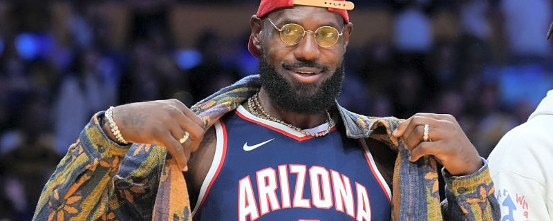 Brian Windhorst Adamant That Lakers Need LeBron James but Questions His Fit on New-Look Team