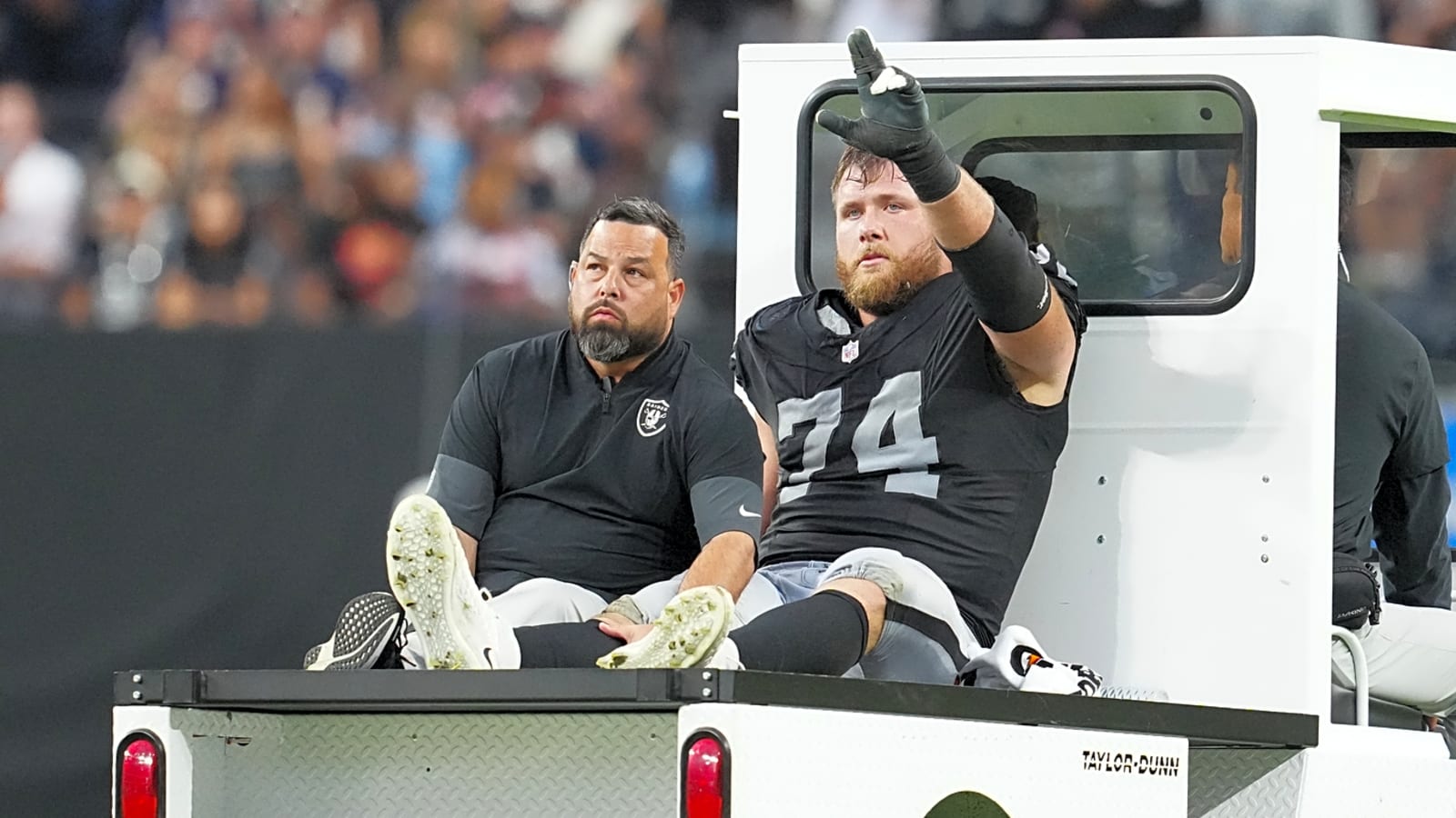 Raiders place offensive veteran on IR