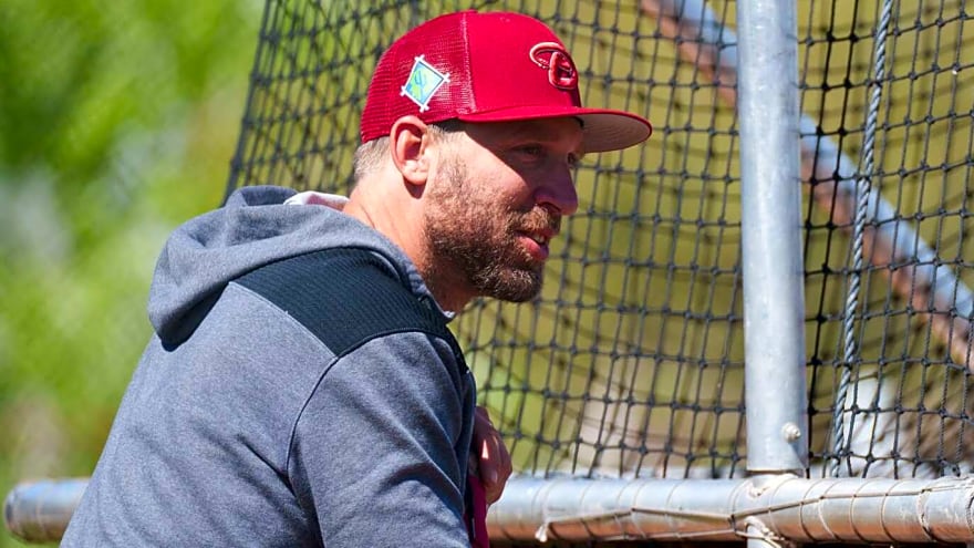 Diamondbacks To Retain Hitting Coach Joe Mather