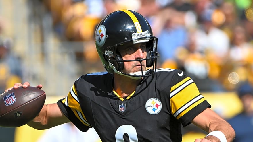 Aaron Rodgers passes former Packers star on all-time TD passes list
