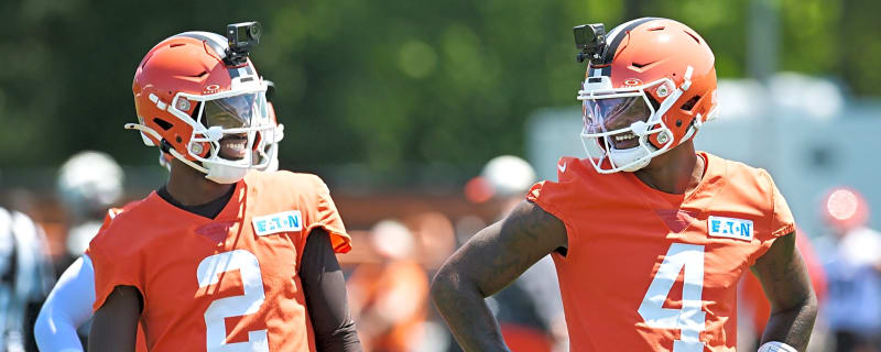 Who deserves to be the Browns' starting quarterback?