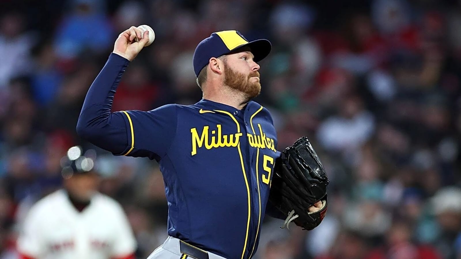 Brewers trigger explosive reaction from Willson Contreras after HBP