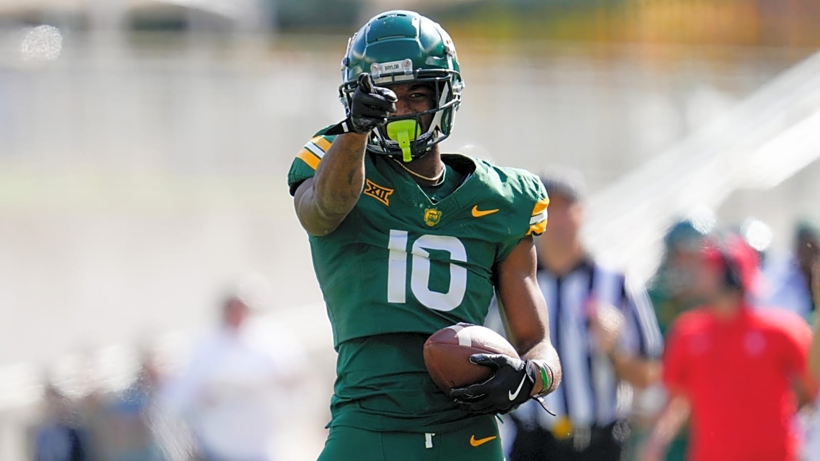 Kansas City Chiefs Sign WR Hal Presley