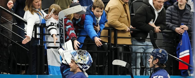 Finland's Juuse Saros stood on his head against Sweden