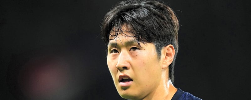 Aston Villa eye move to sign PSG playmaker