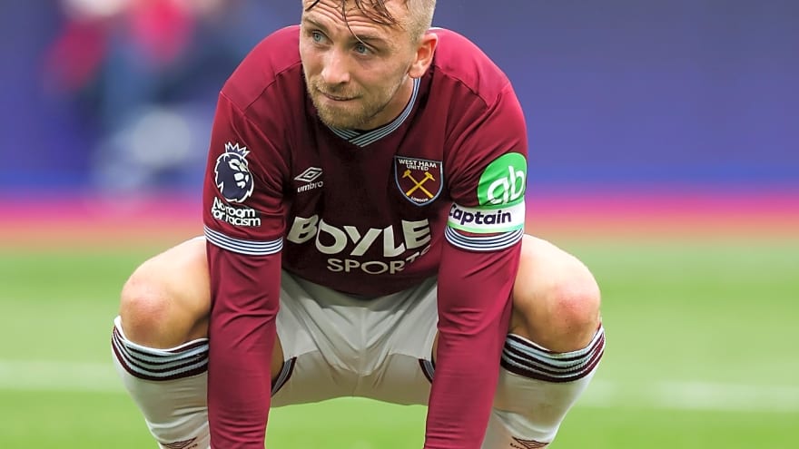 West Ham hero could leave if results don’t improve under Nuno Espirito Santo