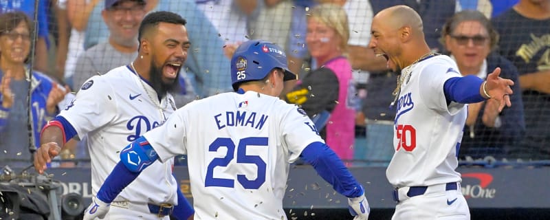 Three historic trades that led to World Series titles