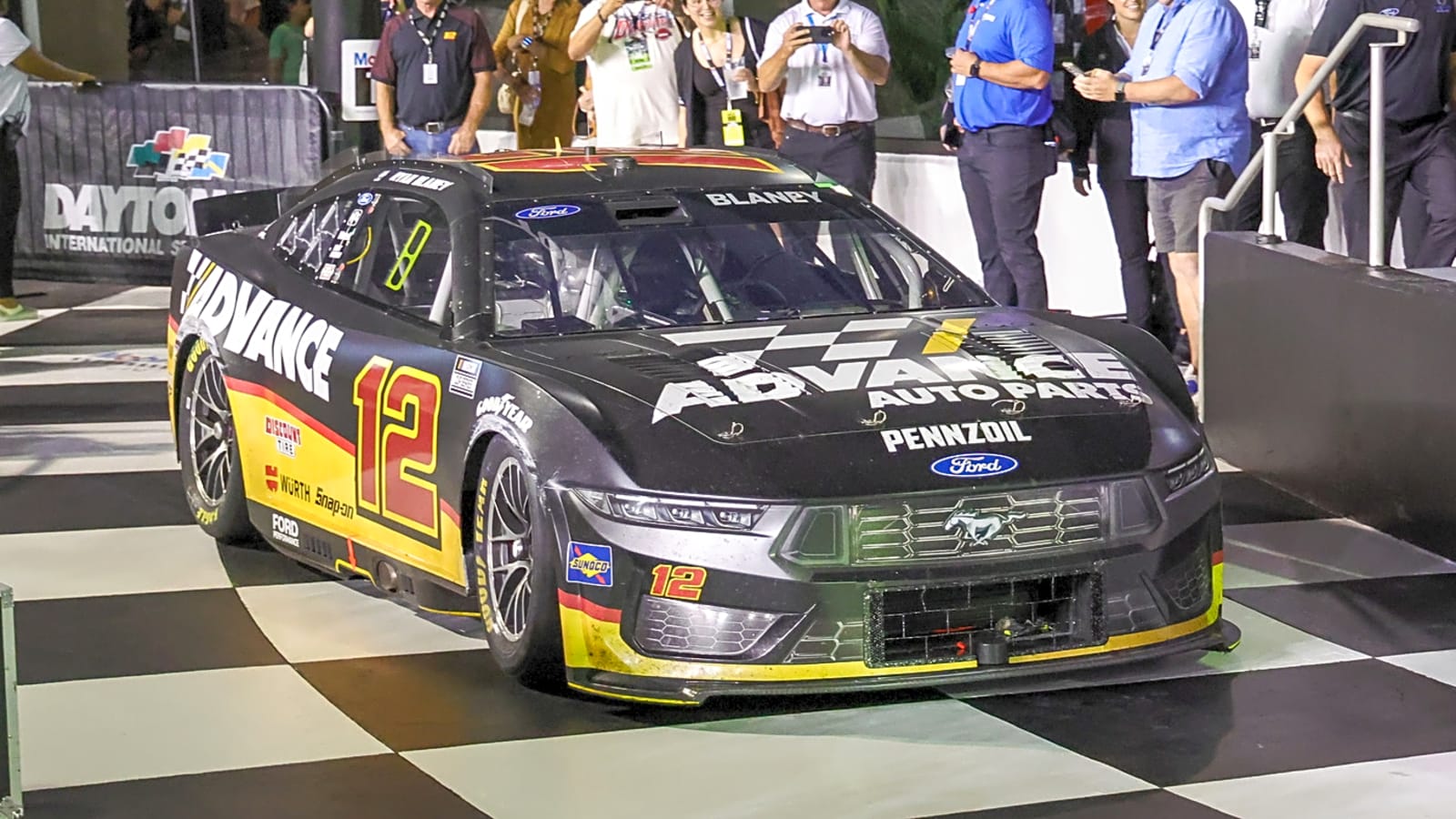Wild Daytona finish produced something not seen in 52 years