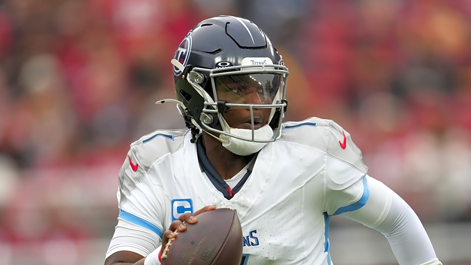 Titans QB Cam Ward wants this from 'fiery' OC Brian Daboll