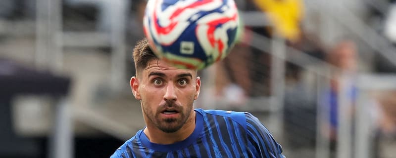 Tottenham have a problem as West Ham set sights on former PL midfielder