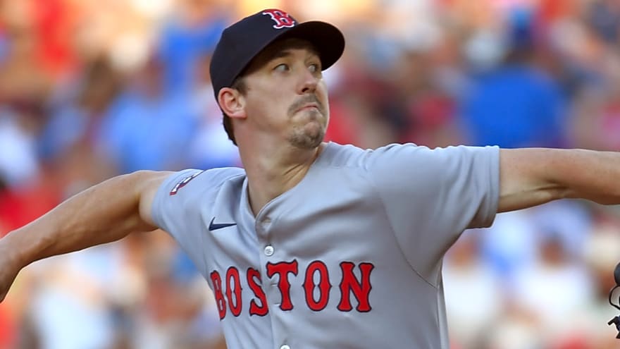 Red Sox release disappointing veteran
