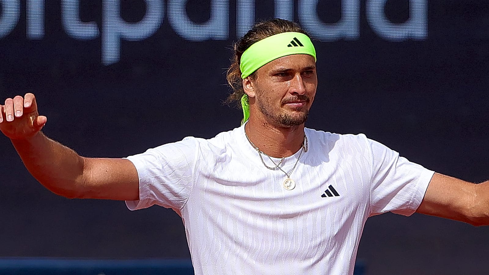 Alexander Zverev tops Ben Shelton for third title in Munich