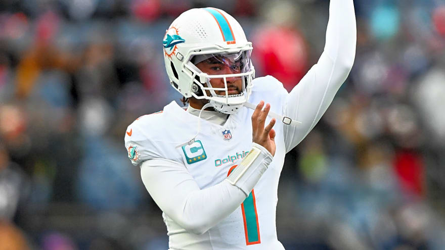 Quarterback Tua Tagovailoa Signs 1-Year Deal With Atlanta Falcons Following Release From Miami Dolphins