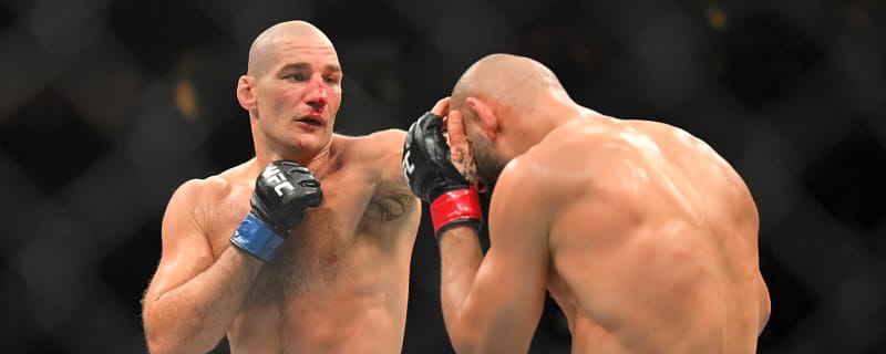 Sean Strickland hands Khamzat Chimaev first loss, reclaims belt