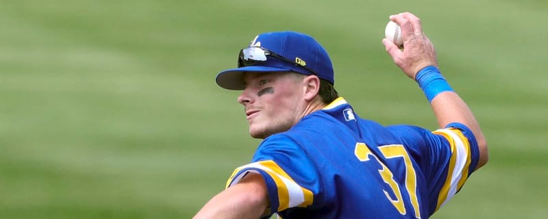 Guardians' top prospect diagnosed with an oblique strain