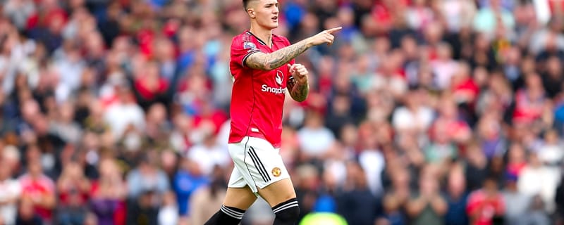 Man United star warned he should have joined their rivals with ‘much better style of play’