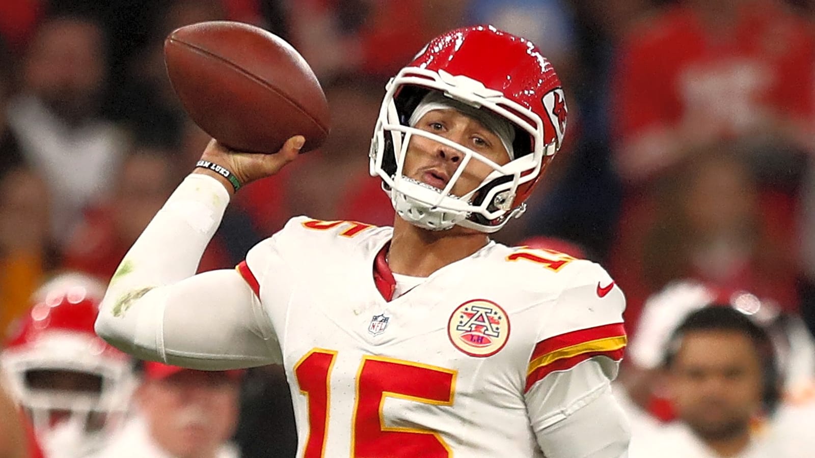 Tom Brady’s Strong Message About Patrick Mahomes Emerges Before Eagles Game