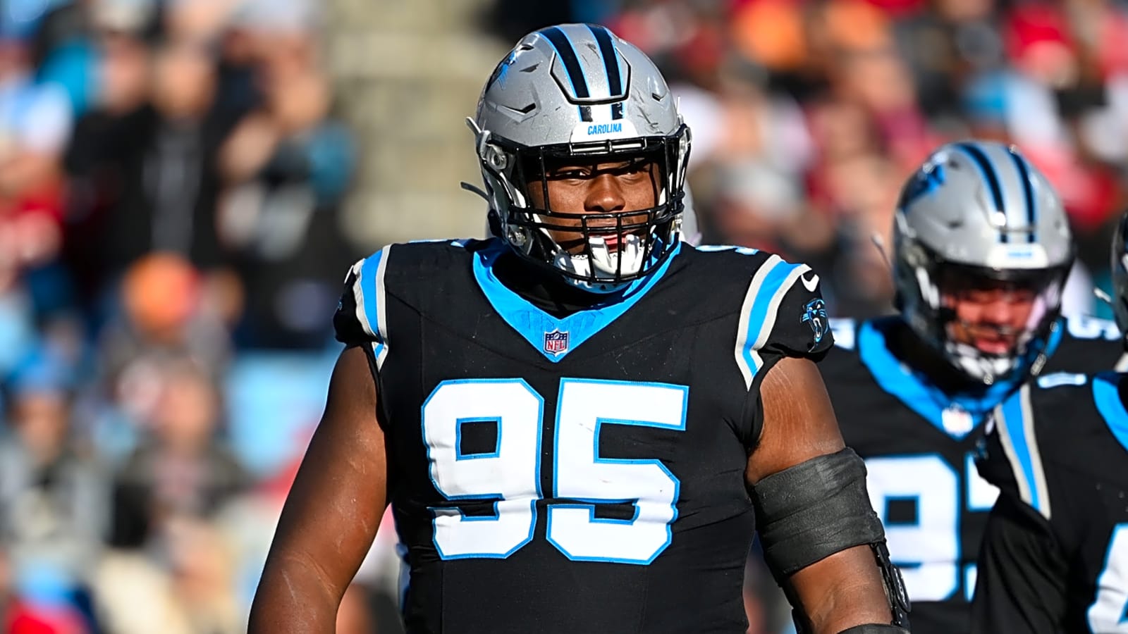 DL Derrick Brown receives full clearance