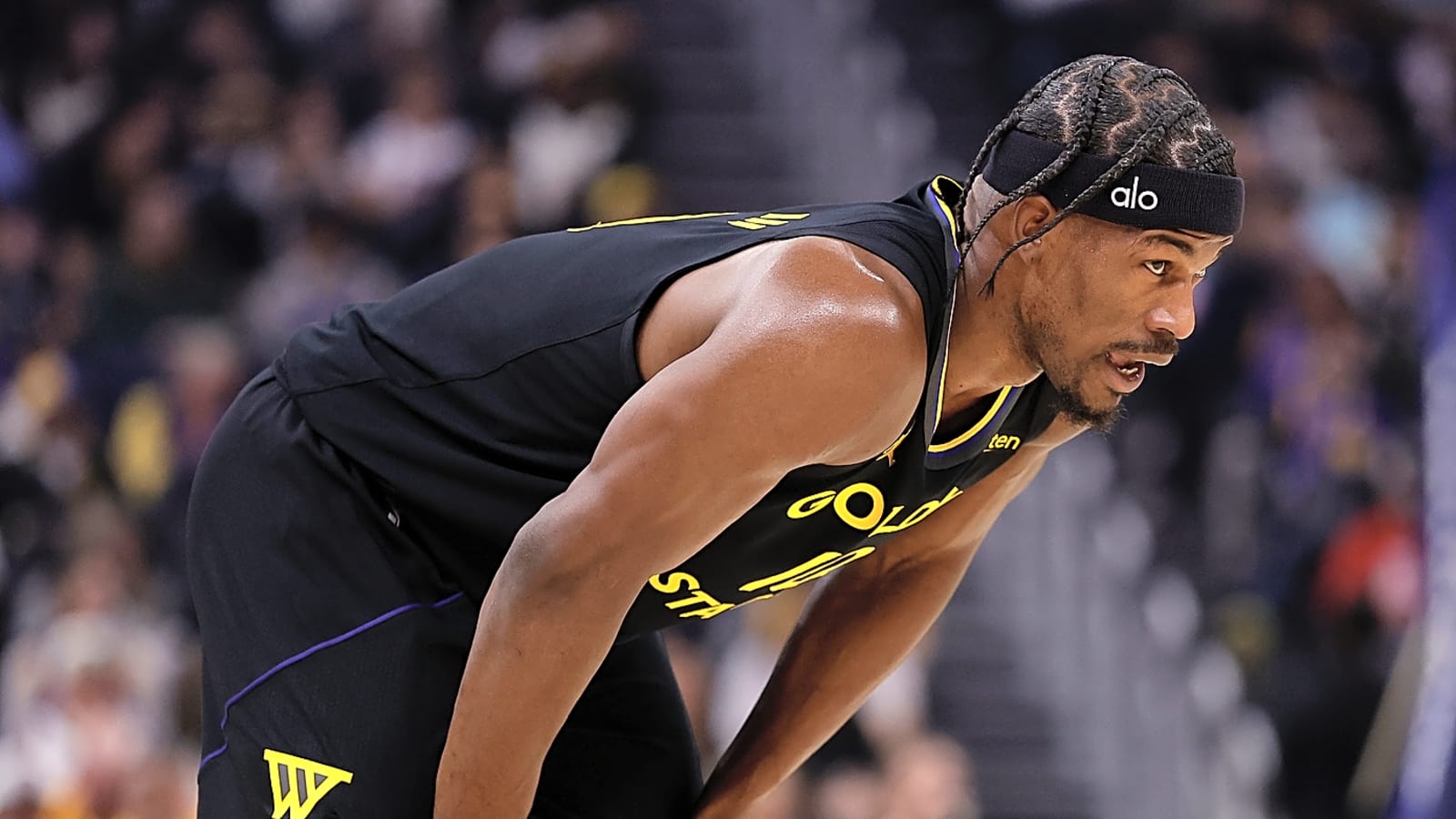 Jimmy Butler posts a six-word message after tearing his ACL