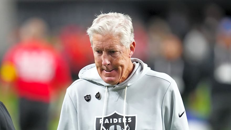 Pete Carroll shares defiant message about controversial field-goal decision