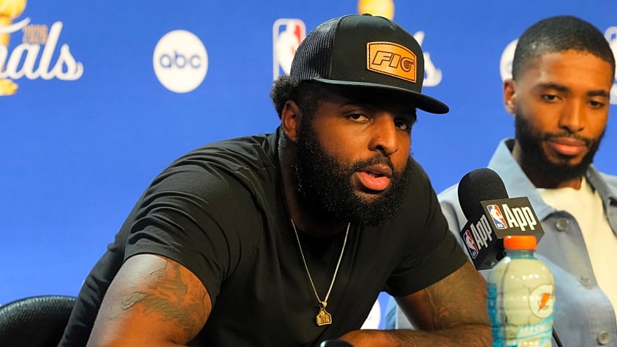 Mitchell Robinson explains his mysterious playoff injury