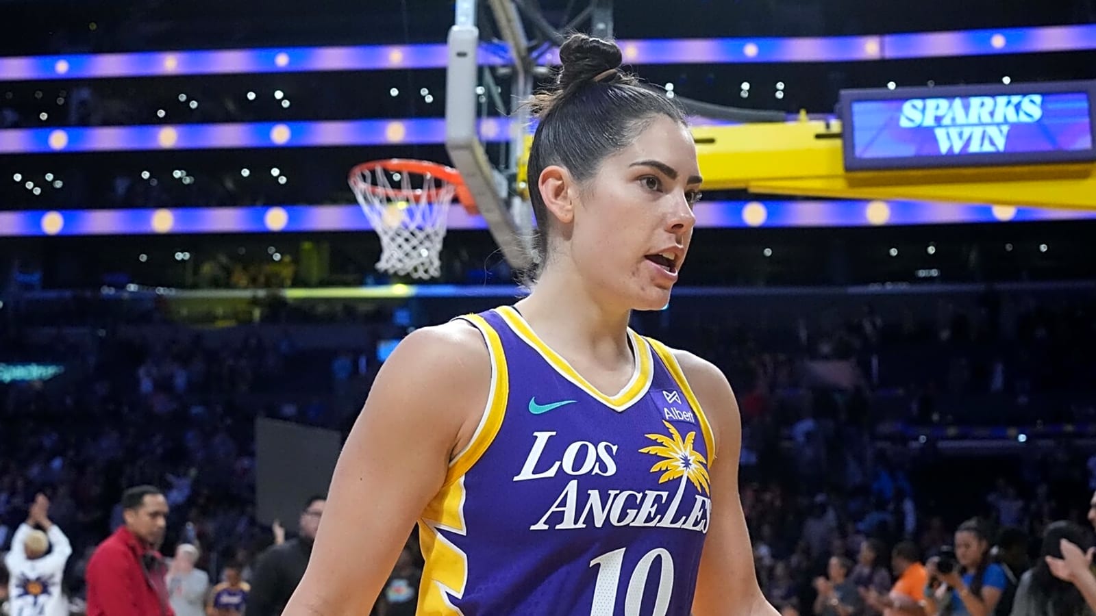 Sparks stop losing skid with a victory over Sky