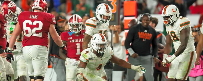 Tennessee Titans: Host Elite First-Team All-American EDGE Rusher