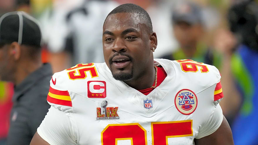 Chiefs DT slams referees over tush push blunders vs. Eagles