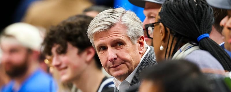 Dallas Mavericks CEO Rick Welts Leads Team Through Turbulence