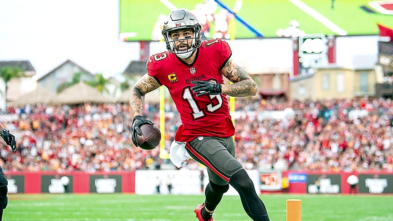 Why PFF questions 49ers' signing of WR Mike Evans