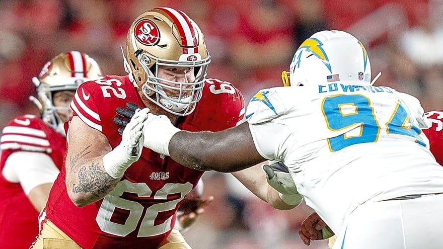 49ers tender $1.075 million deal to OL Austen Pleasants