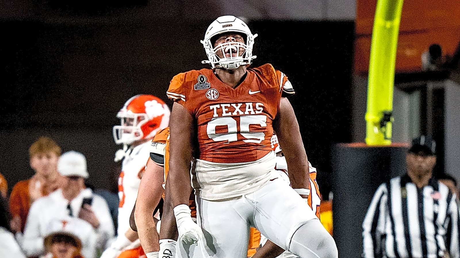 49ers rookie Alfred Collins compared to Hall of Fame DT