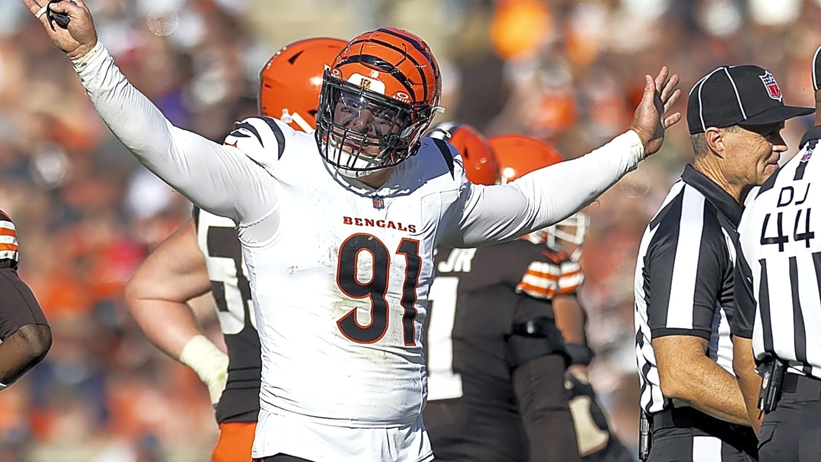 Super Bowl trade? Writer suggests 49ers call Bengals about Trey Hendrickson
