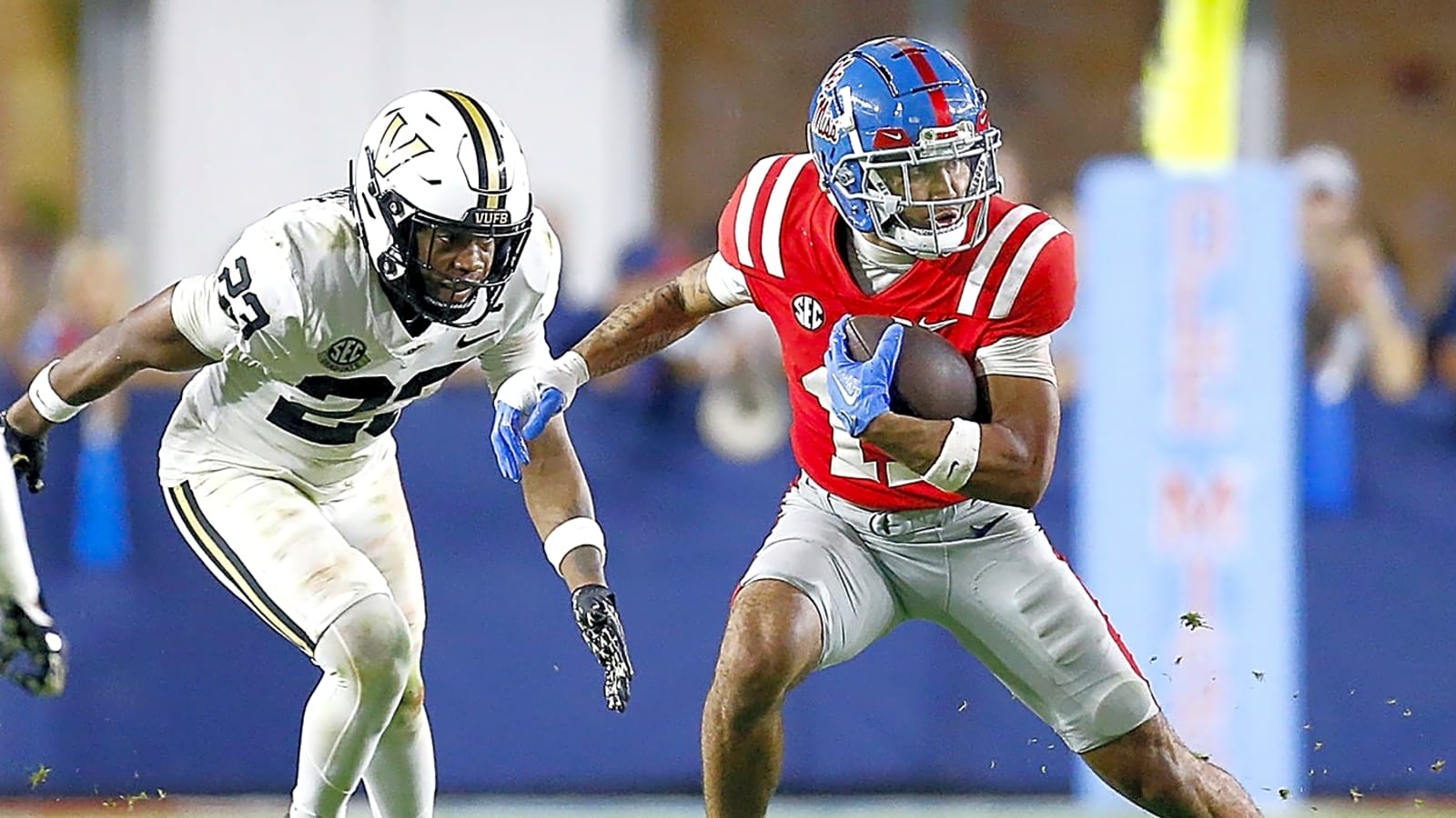 Kyle Shanahan calls new 49ers WR Jordan Watkins the &#39;whole package&#39;