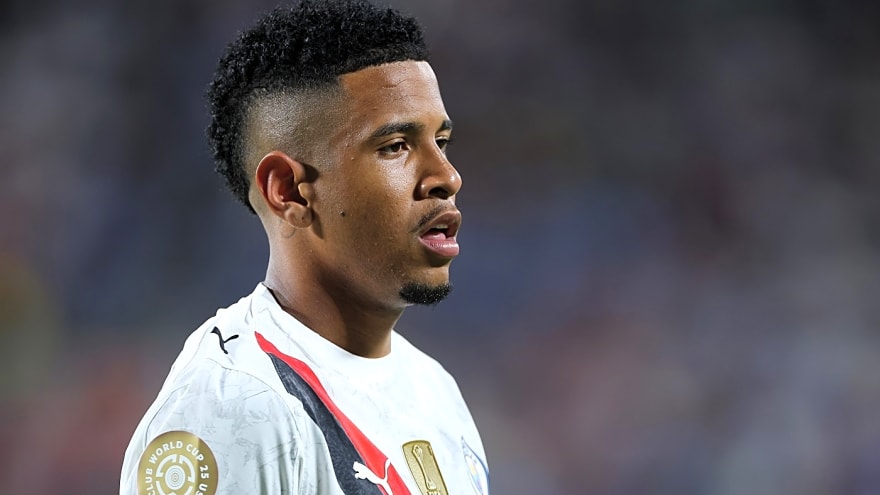 Tottenham planning January move for Man City star admired by Thomas Frank