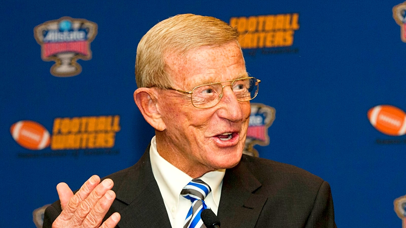 Where does Lou Holtz rank all-time among Notre Dame coaches?