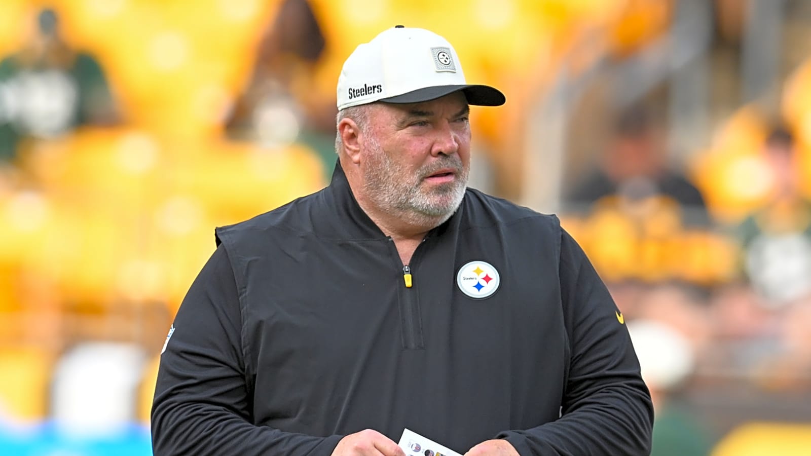 Insider suggests Steelers will make surprising quarterback decision