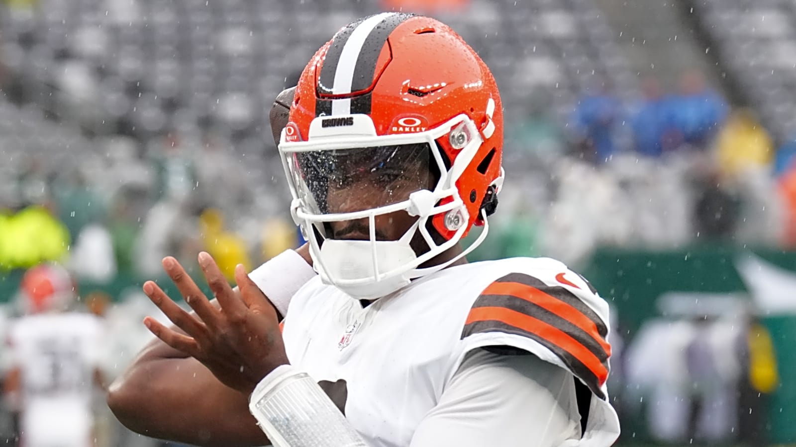 Browns aren't shopping Shedeur Sanders but are reportedly open to trade offers for QBs
