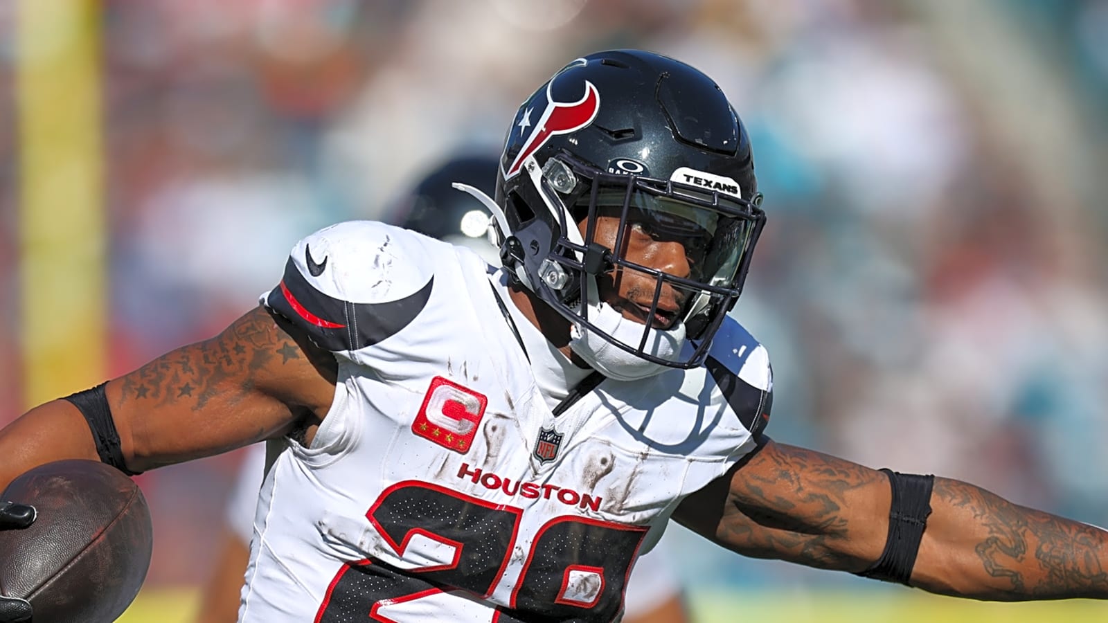 Texans GM sparks concern over Joe Mixon's return from injury